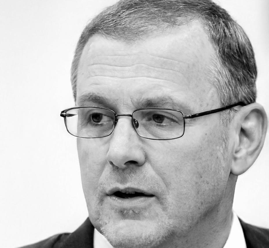 Thomas Krüger, Finanzanalyst
